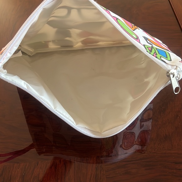 Bikini Bag Swimsuit Bag with Sunglasses Print and Wrist Strap - Picture 14 of 16